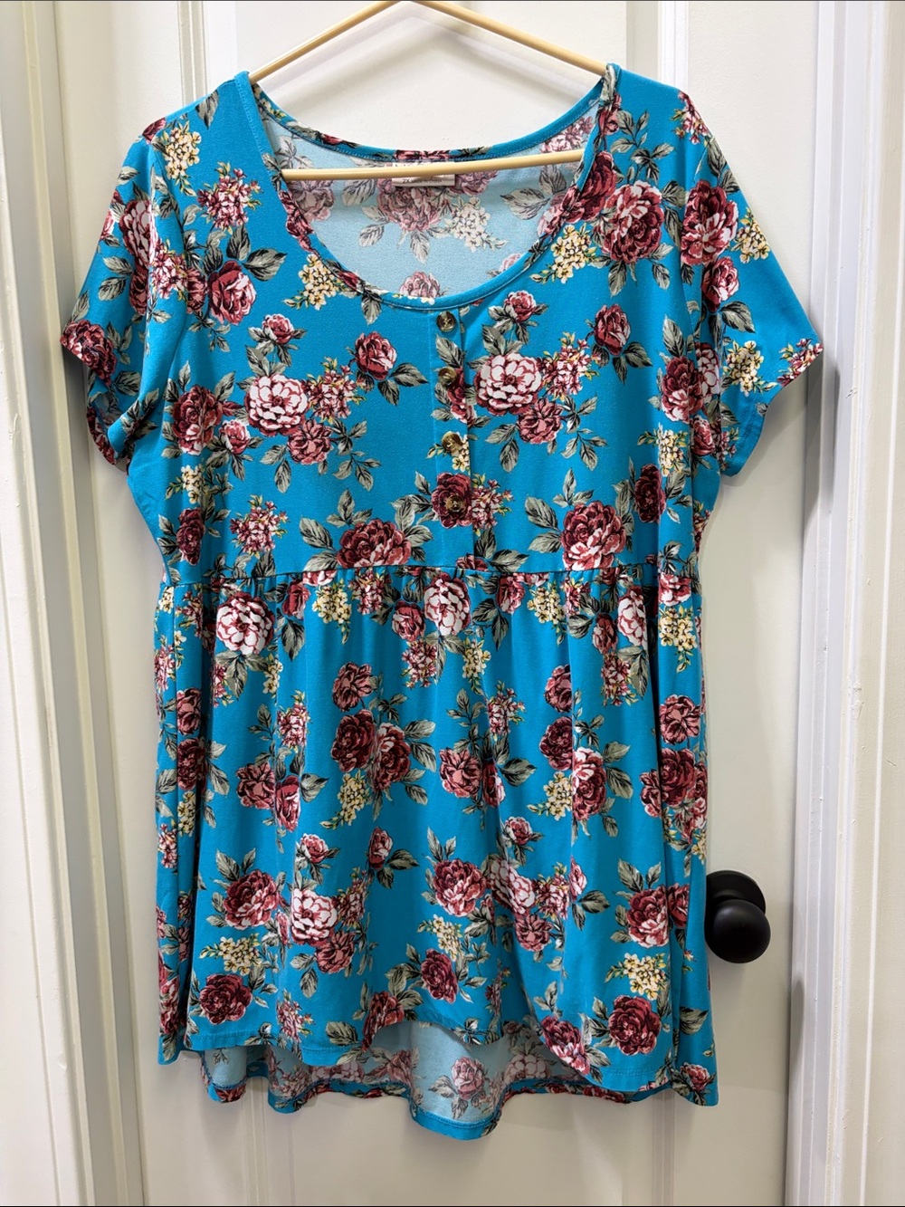 Bobbie Brooks Turquoise Floral Scoop Neck Tunic